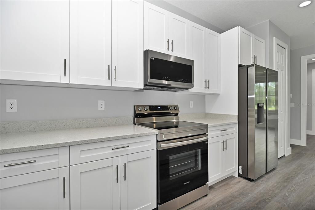 For Sale: $339,900 (3 beds, 2 baths, 1772 Square Feet)