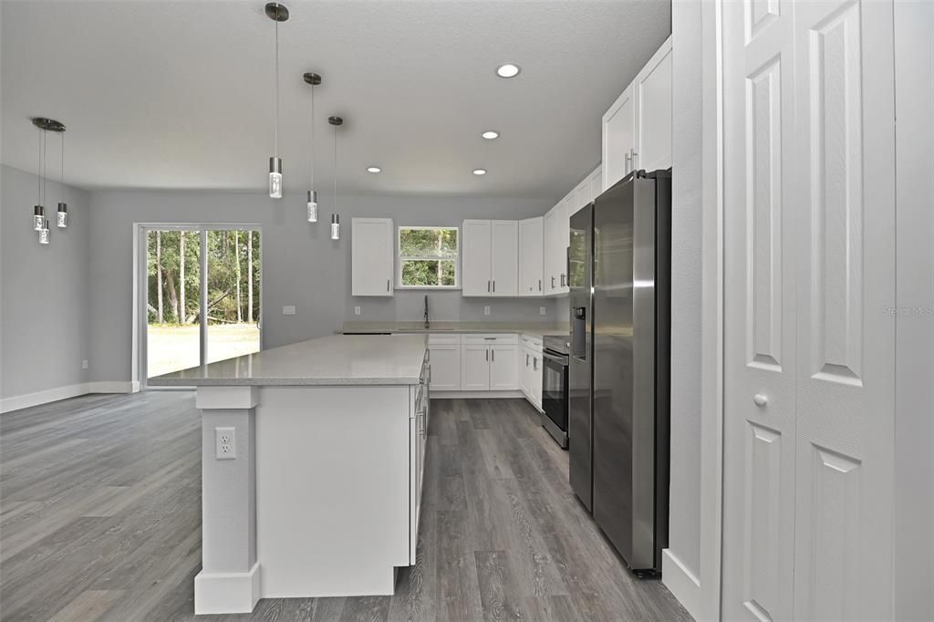 For Sale: $339,900 (3 beds, 2 baths, 1772 Square Feet)