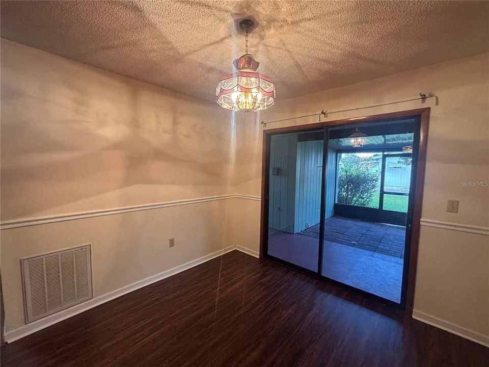 En Renta: $1,595 (3 camas, 2 baños, 1456 Pies cuadrados)