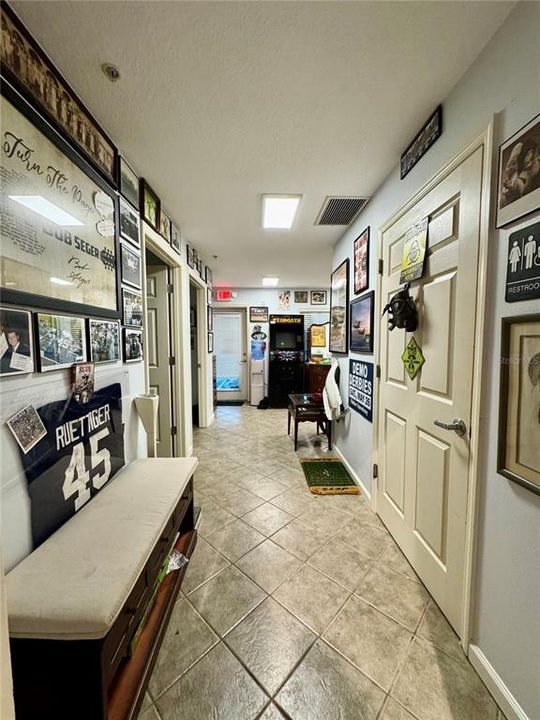 待售: $949,000 (0 贝兹, 0 浴室, 1725 平方英尺)