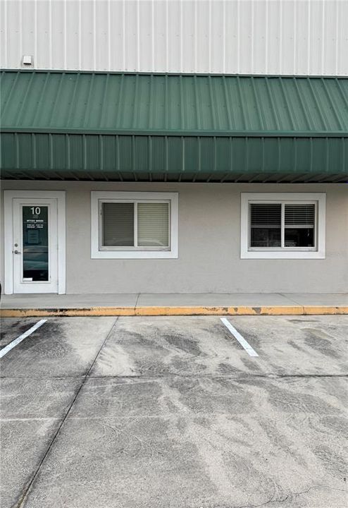 待售: $949,000 (0 贝兹, 0 浴室, 1725 平方英尺)