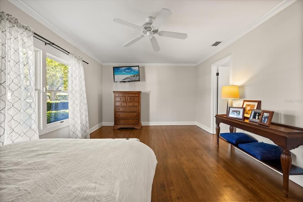 待售: $2,345,000 (4 贝兹, 3 浴室, 3986 平方英尺)