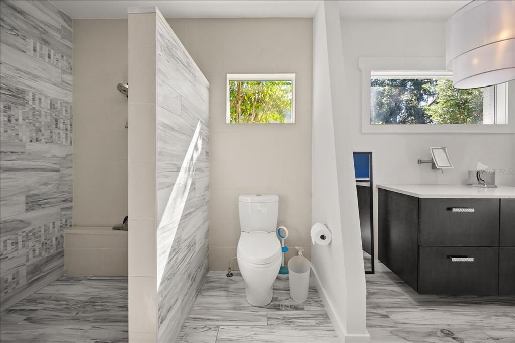 待售: $2,345,000 (4 贝兹, 3 浴室, 3986 平方英尺)