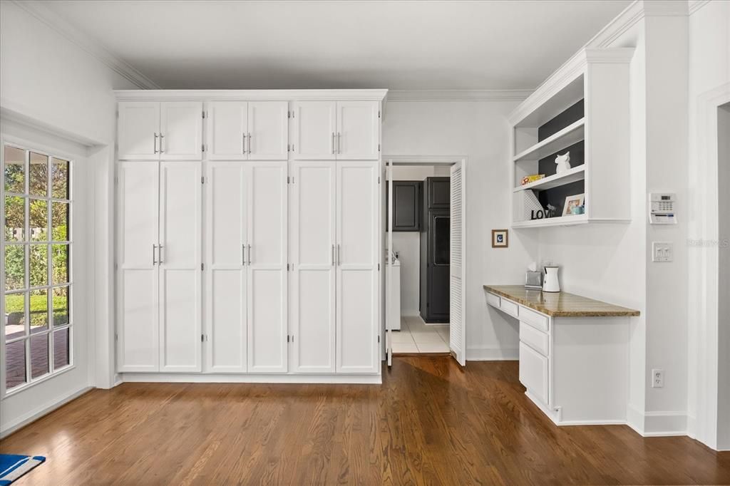 待售: $2,345,000 (4 贝兹, 3 浴室, 3986 平方英尺)