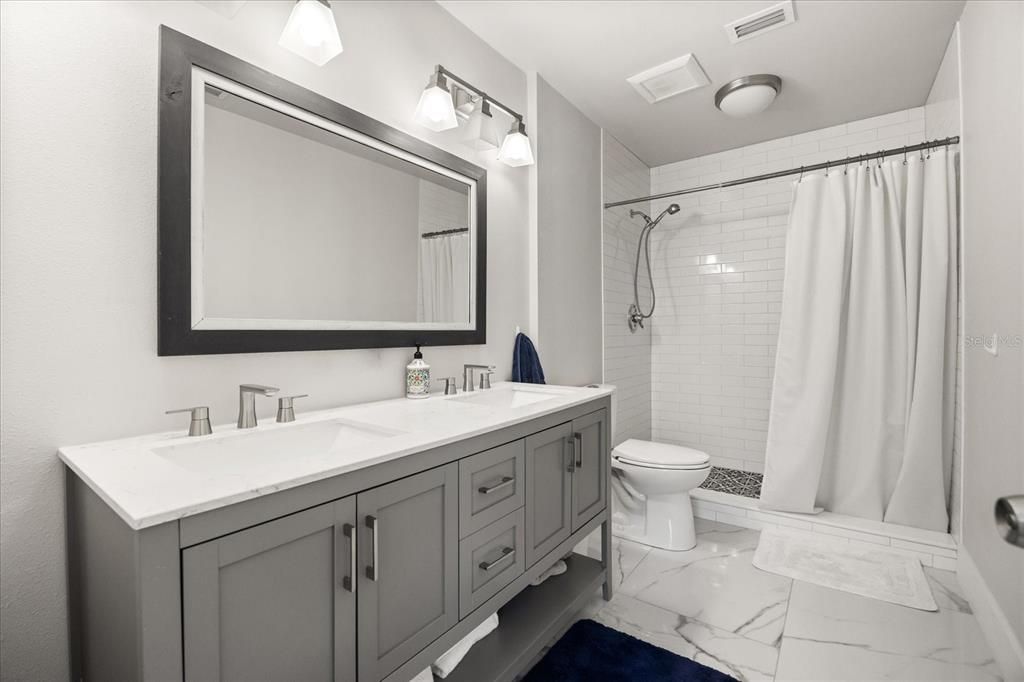 待售: $2,345,000 (4 贝兹, 3 浴室, 3986 平方英尺)