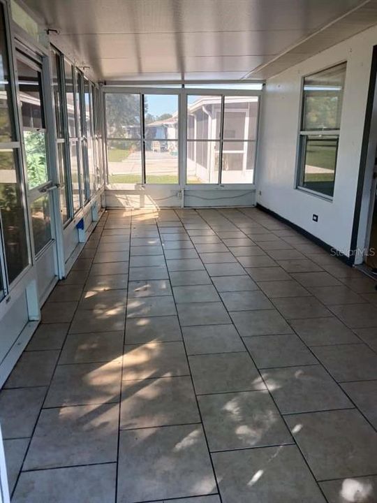 待售: $114,900 (1 贝兹, 2 浴室, 802 平方英尺)