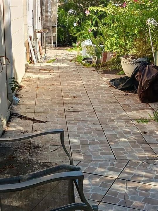 待售: $114,900 (1 贝兹, 2 浴室, 802 平方英尺)