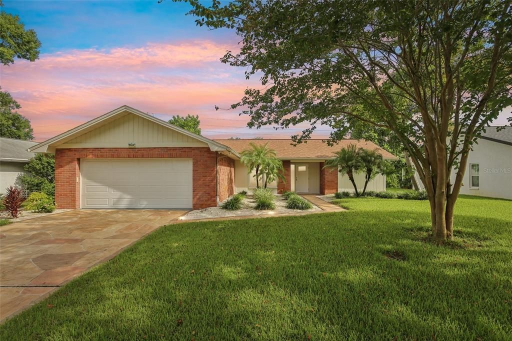 出租: $2,400 (2 贝兹, 2 浴室, 1578 平方英尺)