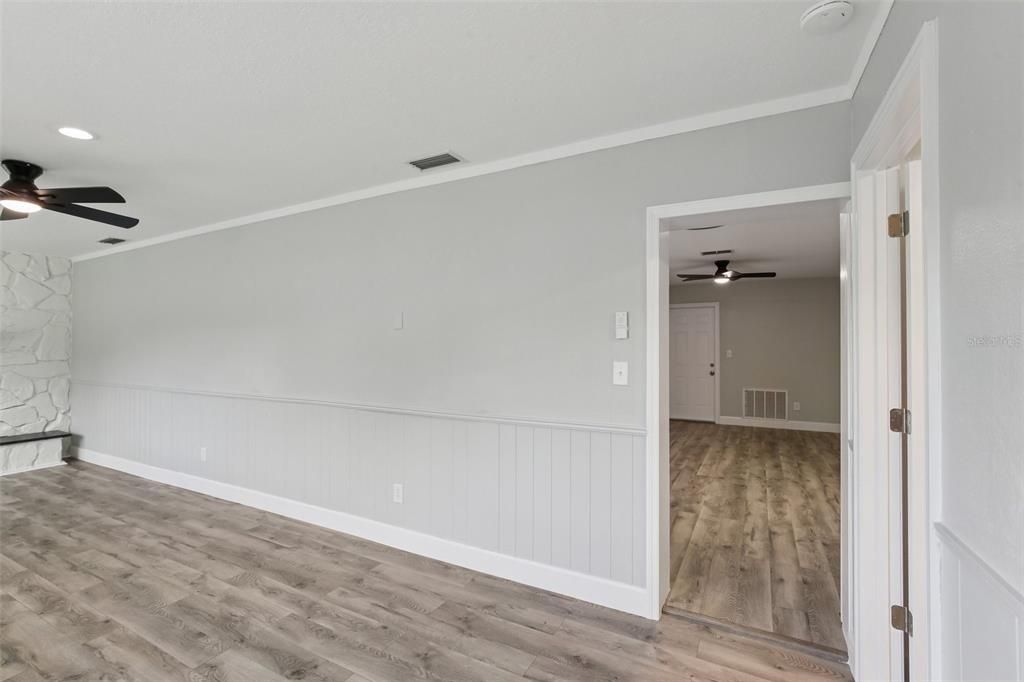 出租: $2,400 (2 贝兹, 2 浴室, 1578 平方英尺)