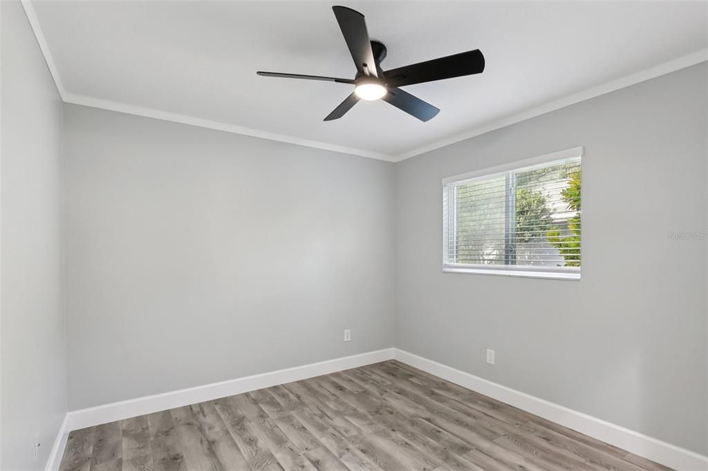 出租: $2,400 (2 贝兹, 2 浴室, 1578 平方英尺)