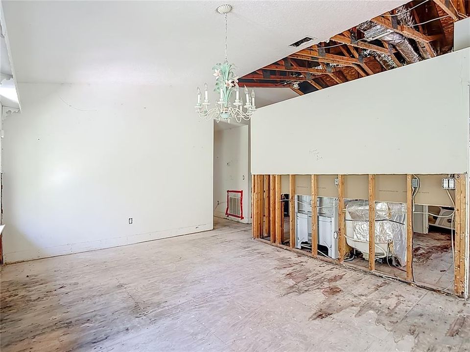 For Sale: $449,950 (4 beds, 3 baths, 3087 Square Feet)