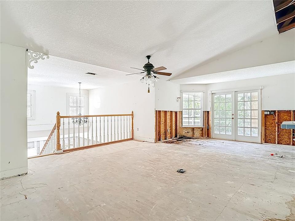 For Sale: $449,950 (4 beds, 3 baths, 3087 Square Feet)