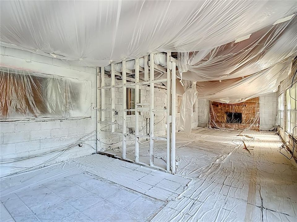 For Sale: $449,950 (4 beds, 3 baths, 3087 Square Feet)