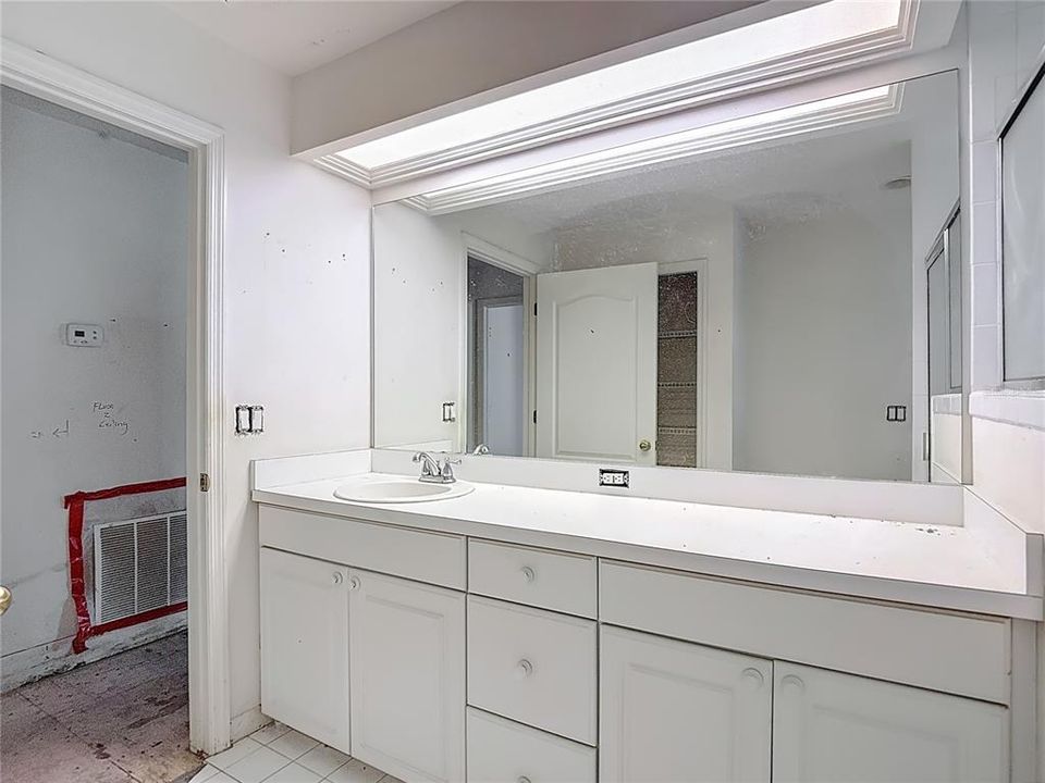 For Sale: $449,950 (4 beds, 3 baths, 3087 Square Feet)