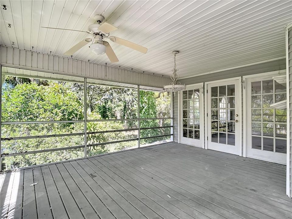 For Sale: $449,950 (4 beds, 3 baths, 3087 Square Feet)