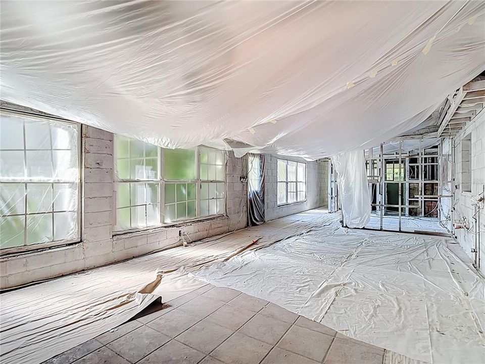 For Sale: $449,950 (4 beds, 3 baths, 3087 Square Feet)