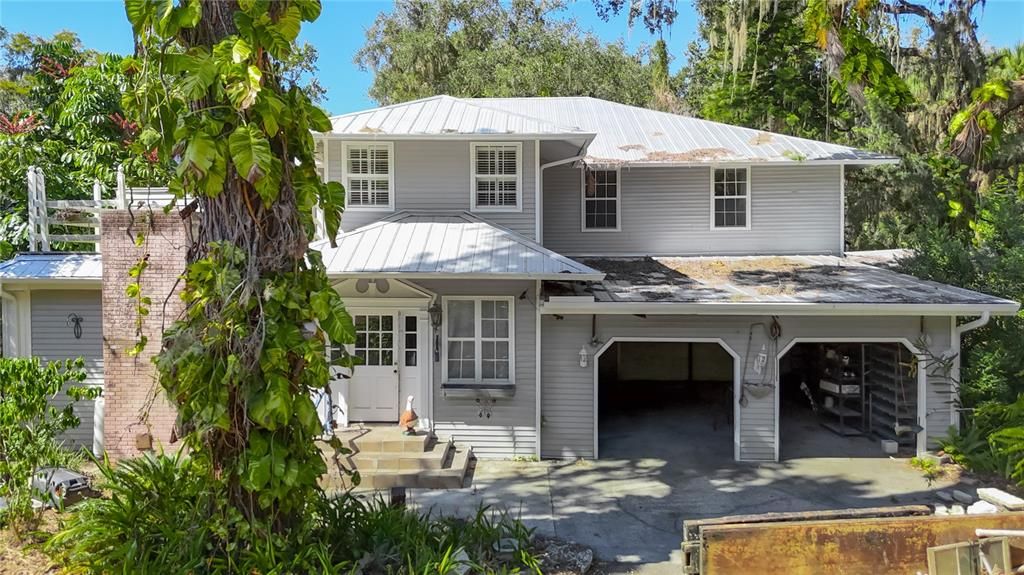 For Sale: $449,950 (4 beds, 3 baths, 3087 Square Feet)