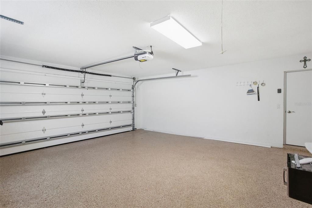 For Sale: $1,000,000 (4 beds, 2 baths, 1859 Square Feet)