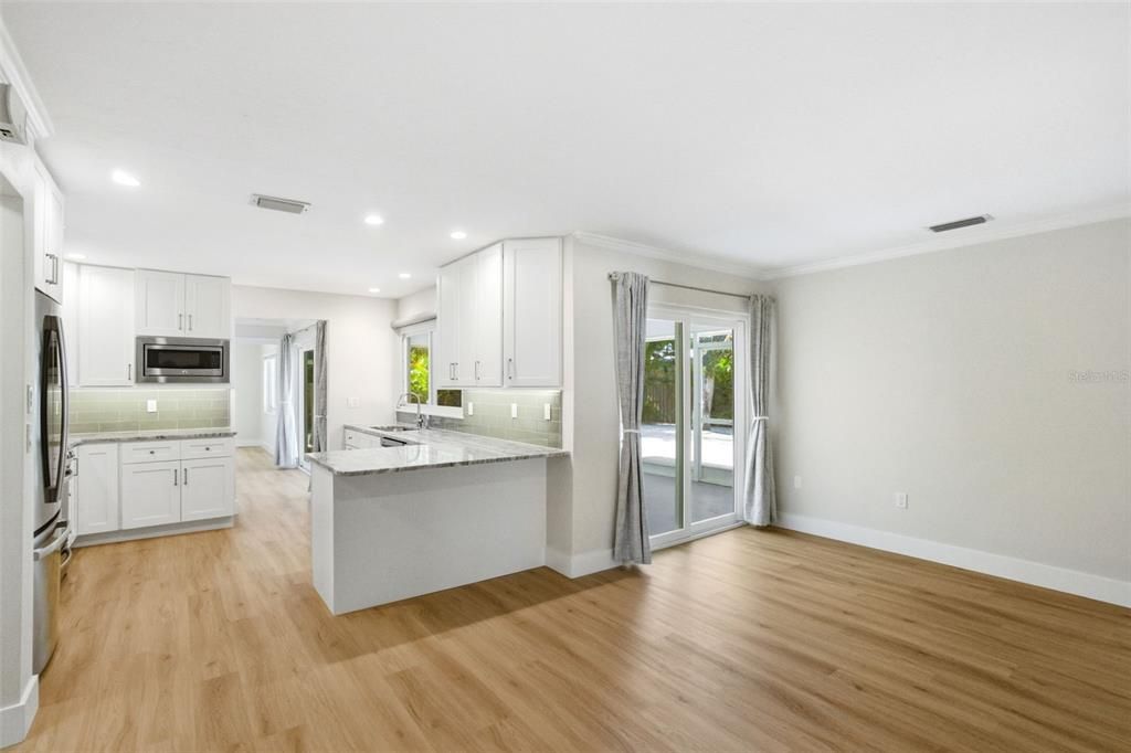 For Sale: $1,000,000 (4 beds, 2 baths, 1859 Square Feet)