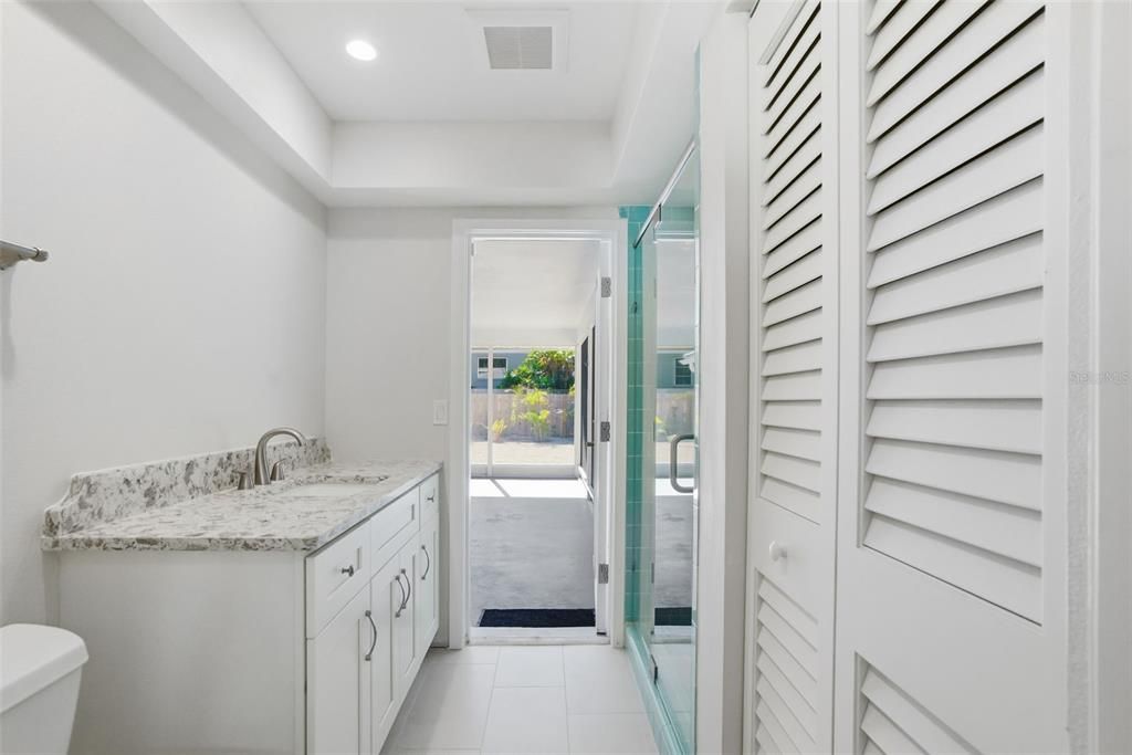 For Sale: $1,000,000 (4 beds, 2 baths, 1859 Square Feet)