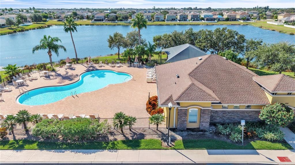 For Sale: $309,000 (4 beds, 2 baths, 1881 Square Feet)