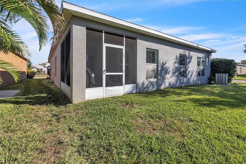 For Sale: $309,000 (4 beds, 2 baths, 1881 Square Feet)