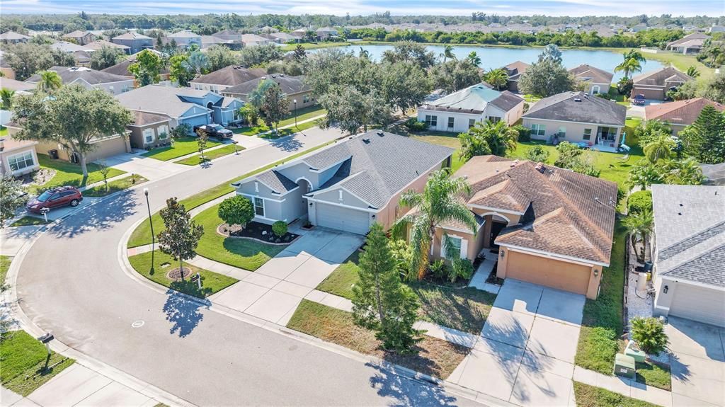 For Sale: $309,000 (4 beds, 2 baths, 1881 Square Feet)