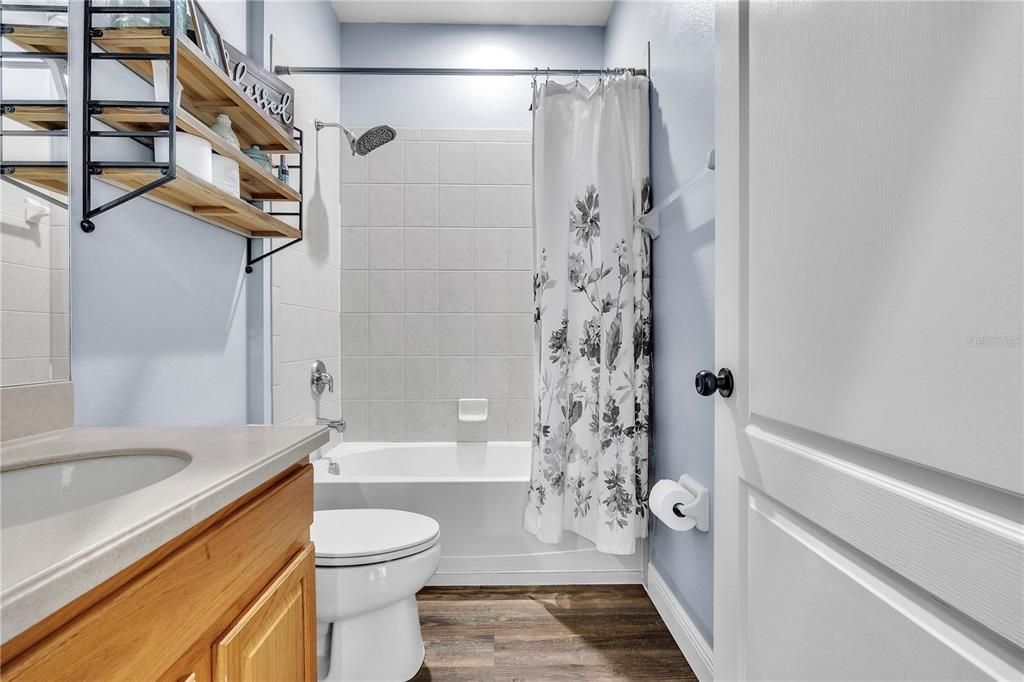 For Sale: $309,000 (4 beds, 2 baths, 1881 Square Feet)