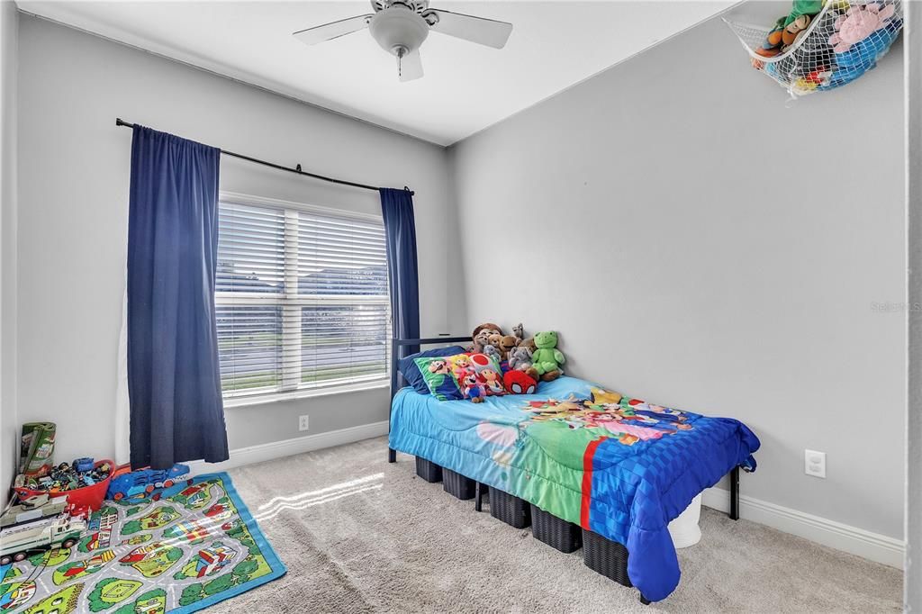 For Sale: $309,000 (4 beds, 2 baths, 1881 Square Feet)