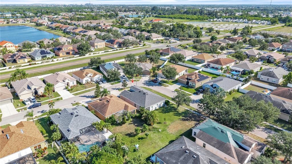 For Sale: $309,000 (4 beds, 2 baths, 1881 Square Feet)