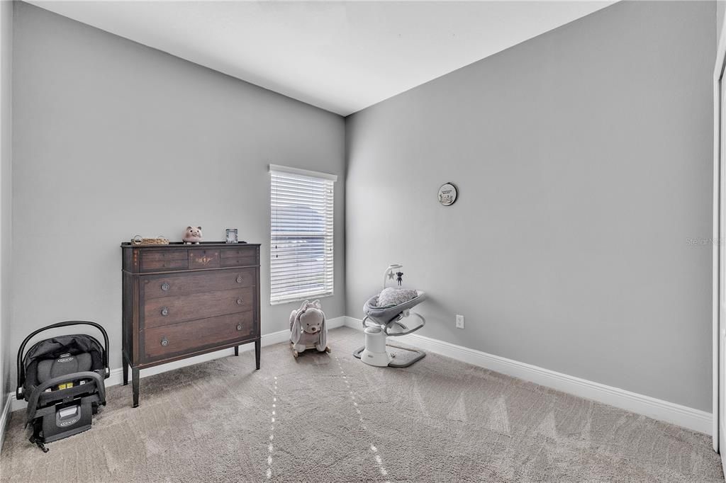 For Sale: $309,000 (4 beds, 2 baths, 1881 Square Feet)