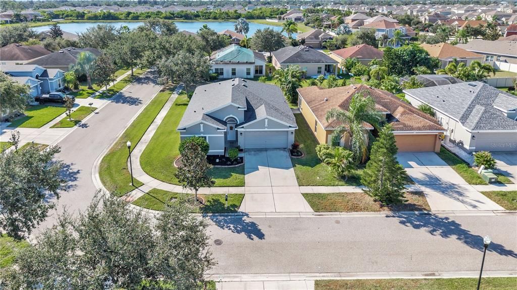 For Sale: $309,000 (4 beds, 2 baths, 1881 Square Feet)