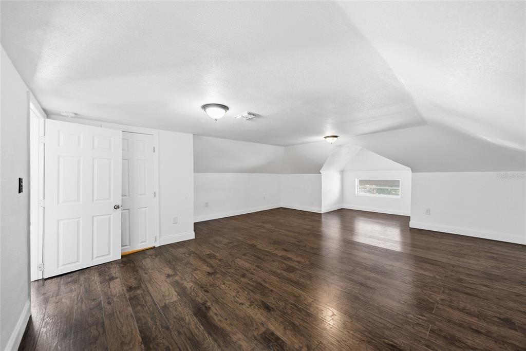 На продажу: $435,000 (5 спален, 3 ванн, 2454 Квадратных фут)