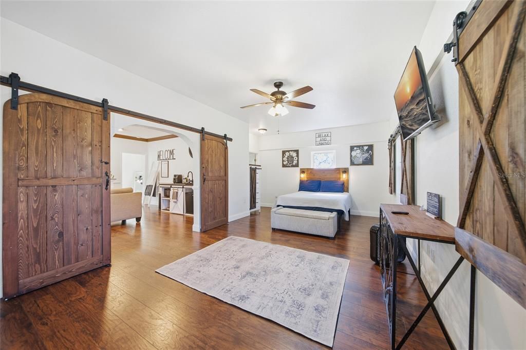 На продажу: $435,000 (5 спален, 3 ванн, 2454 Квадратных фут)