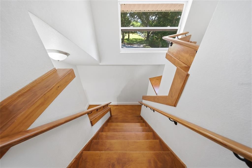 На продажу: $435,000 (5 спален, 3 ванн, 2454 Квадратных фут)