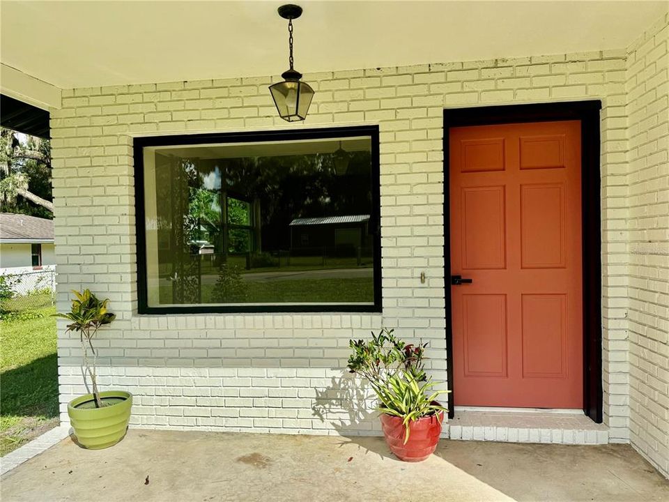 待售: $299,900 (4 贝兹, 2 浴室, 1614 平方英尺)