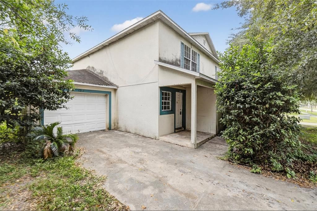Recently Sold: $175,000 (3 beds, 2 baths, 1432 Square Feet)