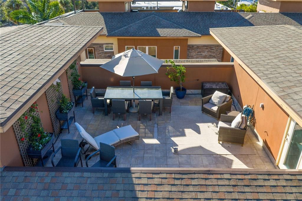 待售: $1,695,000 (2 贝兹, 2 浴室, 2619 平方英尺)