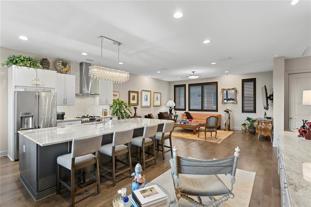 待售: $1,695,000 (2 贝兹, 2 浴室, 2619 平方英尺)