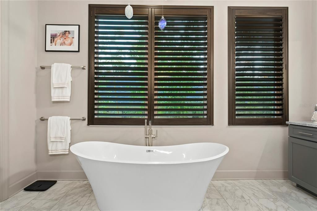 待售: $1,695,000 (2 贝兹, 2 浴室, 2619 平方英尺)