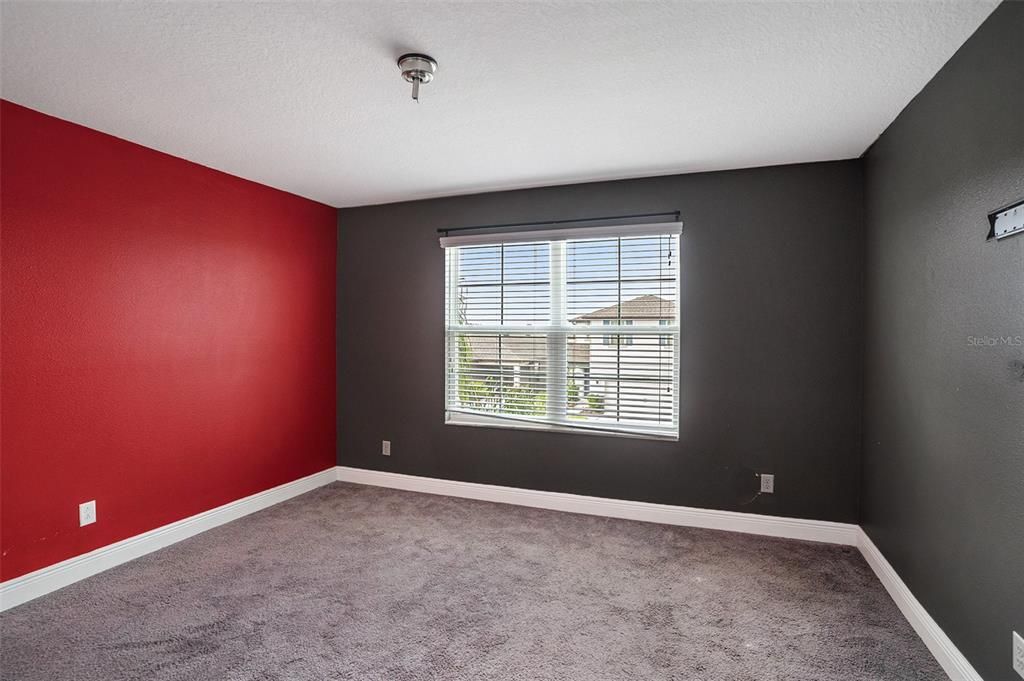 En Venta: $404,000 (5 camas, 3 baños, 2641 Pies cuadrados)