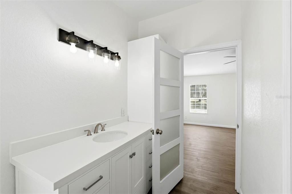 For Sale: $275,000 (3 beds, 2 baths, 1932 Square Feet)