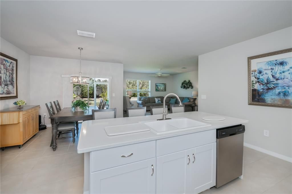 For Sale: $295,000 (4 beds, 2 baths, 1846 Square Feet)