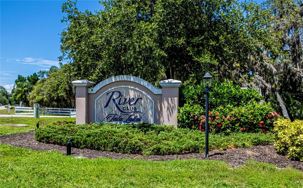 For Sale: $295,000 (4 beds, 2 baths, 1846 Square Feet)