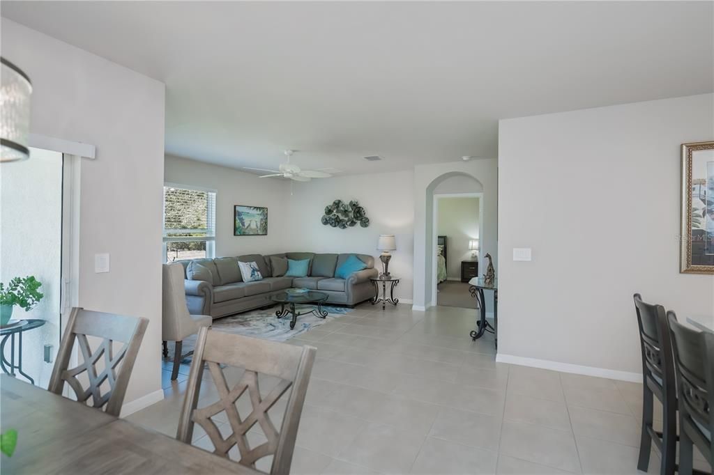 For Sale: $295,000 (4 beds, 2 baths, 1846 Square Feet)