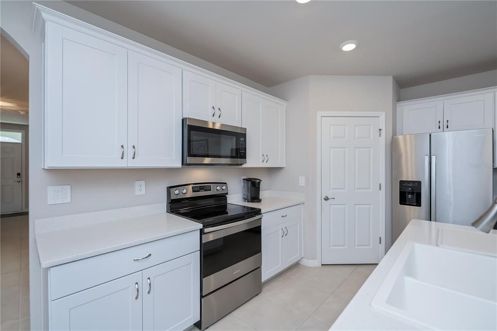 For Sale: $295,000 (4 beds, 2 baths, 1846 Square Feet)