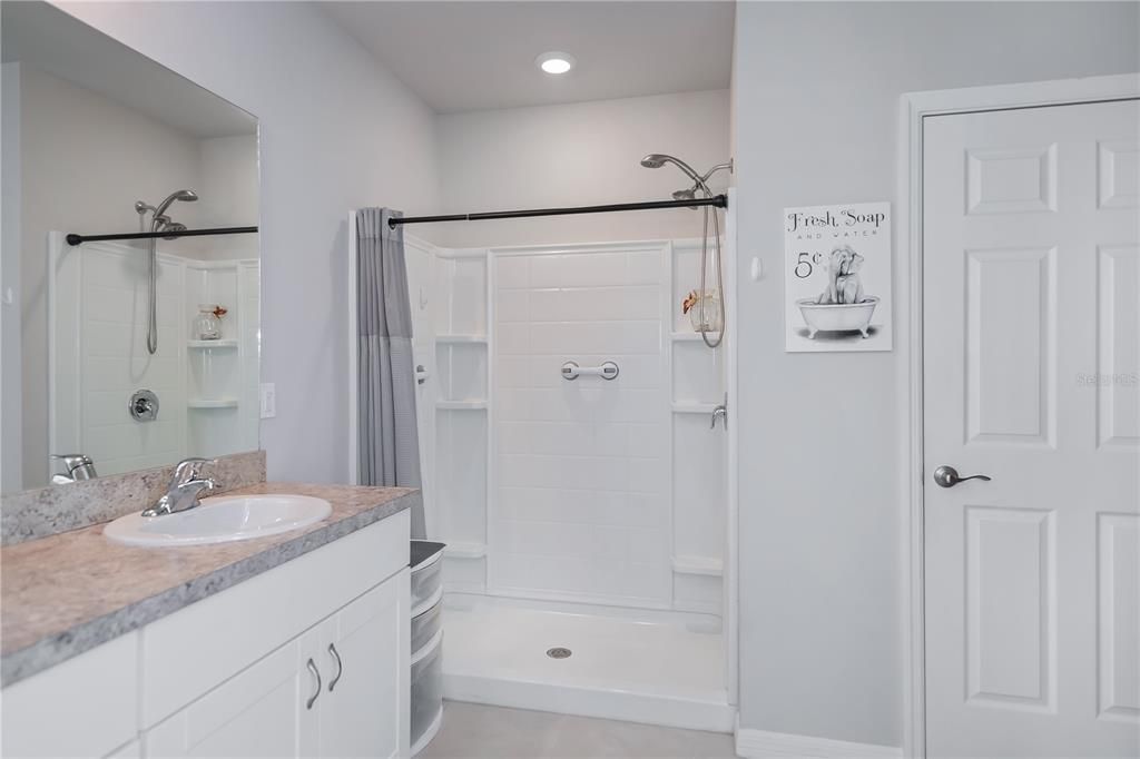 For Sale: $295,000 (4 beds, 2 baths, 1846 Square Feet)