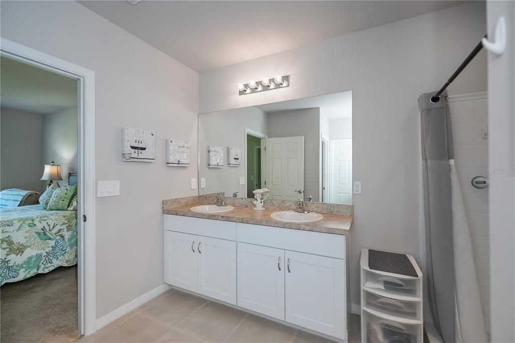 For Sale: $295,000 (4 beds, 2 baths, 1846 Square Feet)