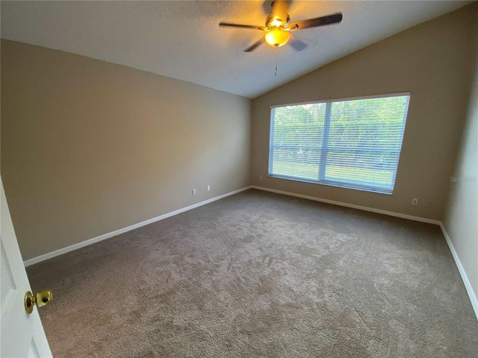 出租: $2,195 (3 贝兹, 2 浴室, 1912 平方英尺)