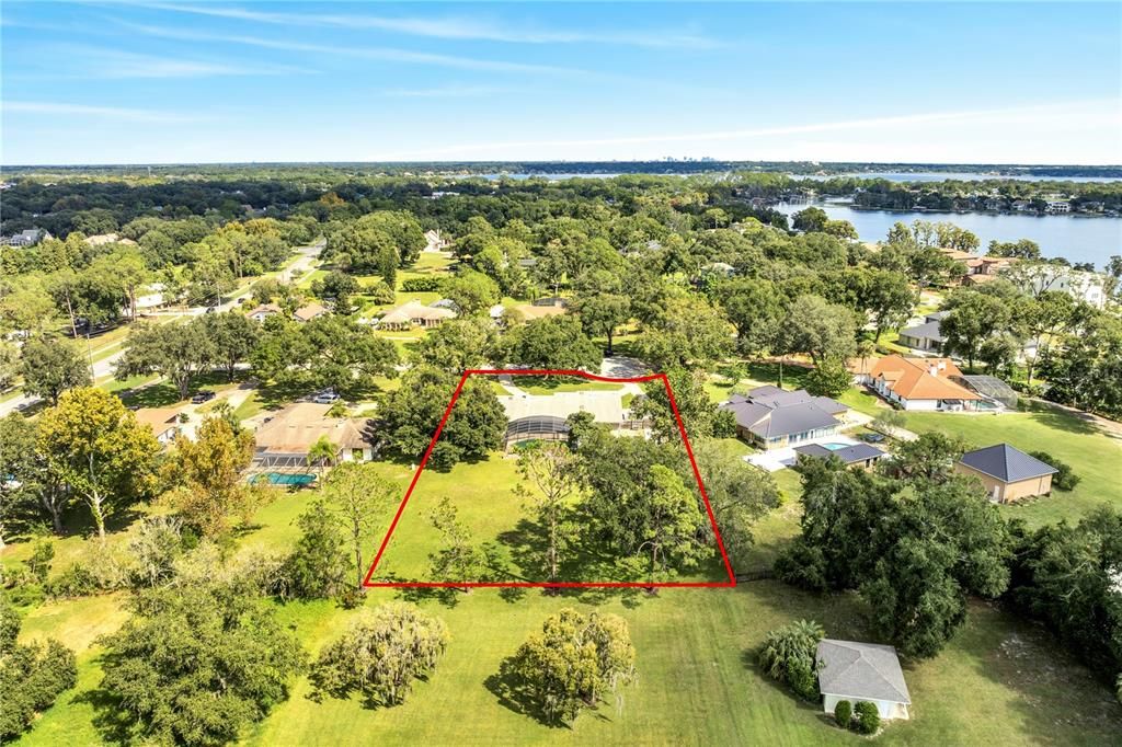 For Sale: $975,000 (4 beds, 4 baths, 2636 Square Feet)